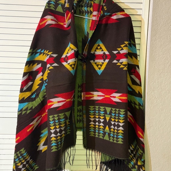 Poncho soft with hood with faux leather toggle OS - Picture 3 of 5